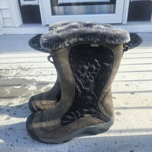 Keen Women's Brown Winter Boots